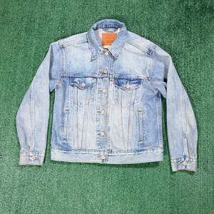 Mens Levi's Trucker Jacket Size Small Light Wash Denim